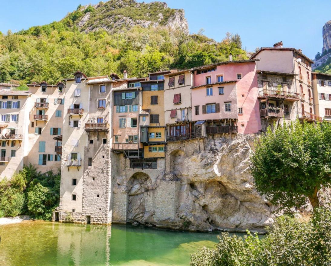 Maison Au Coeur De La Campagne Hébergement de vacances *